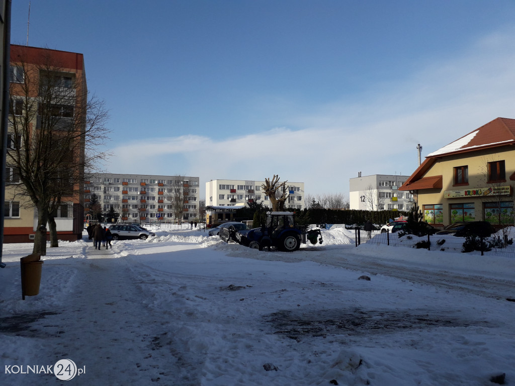 Nie mógł ruszyć z miejsca ciągnikiem