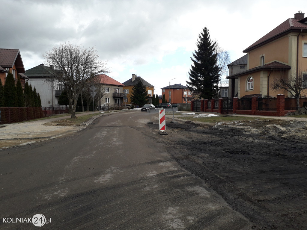 Bruk na ulicy Konopnickiej w Kolnie