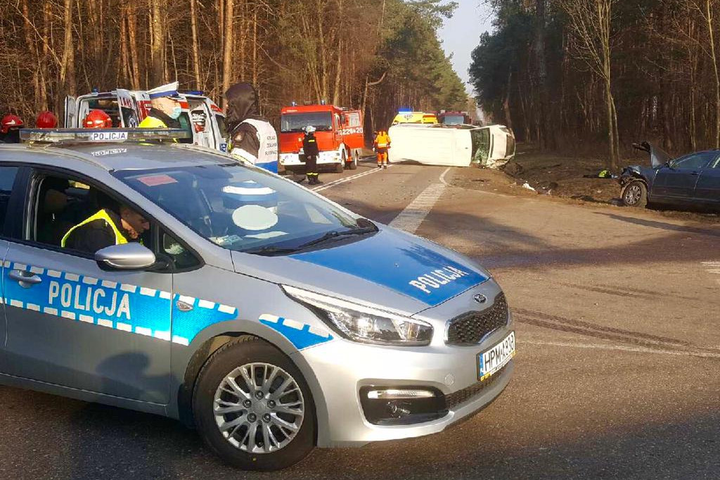 Cztery osoby ranne, jedna nie żyje