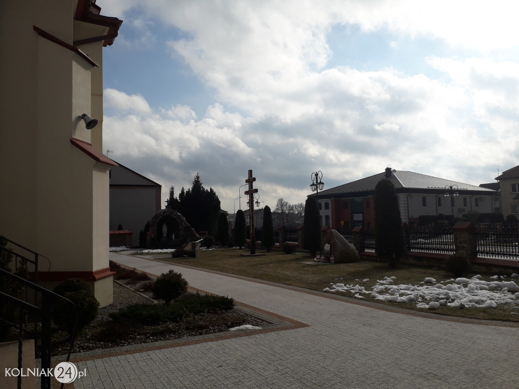 Krzyż pandemiczny czeka na poświęcenie