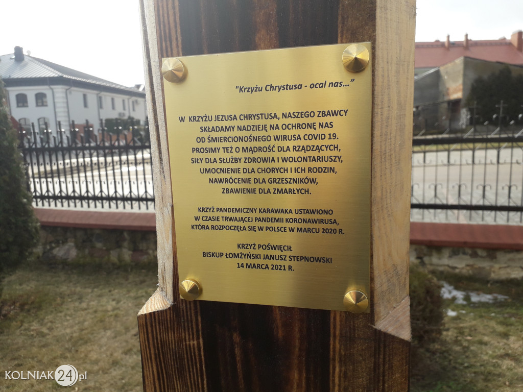 Krzyż pandemiczny czeka na poświęcenie