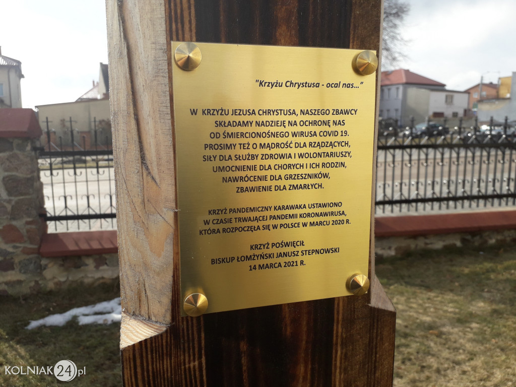Krzyż pandemiczny czeka na poświęcenie