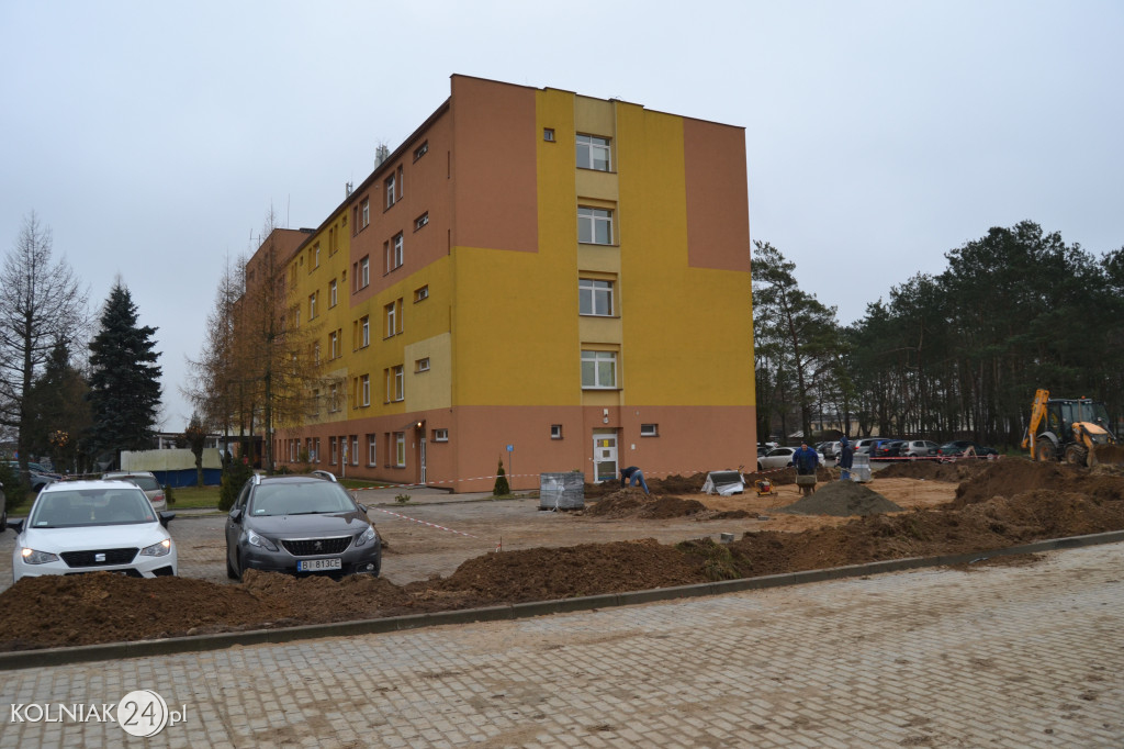 Przebudowa terenu przy szpitalu w Kolnie