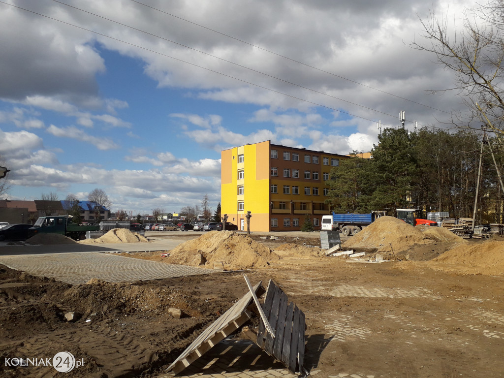 Przebudowa terenu przy szpitalu w Kolnie