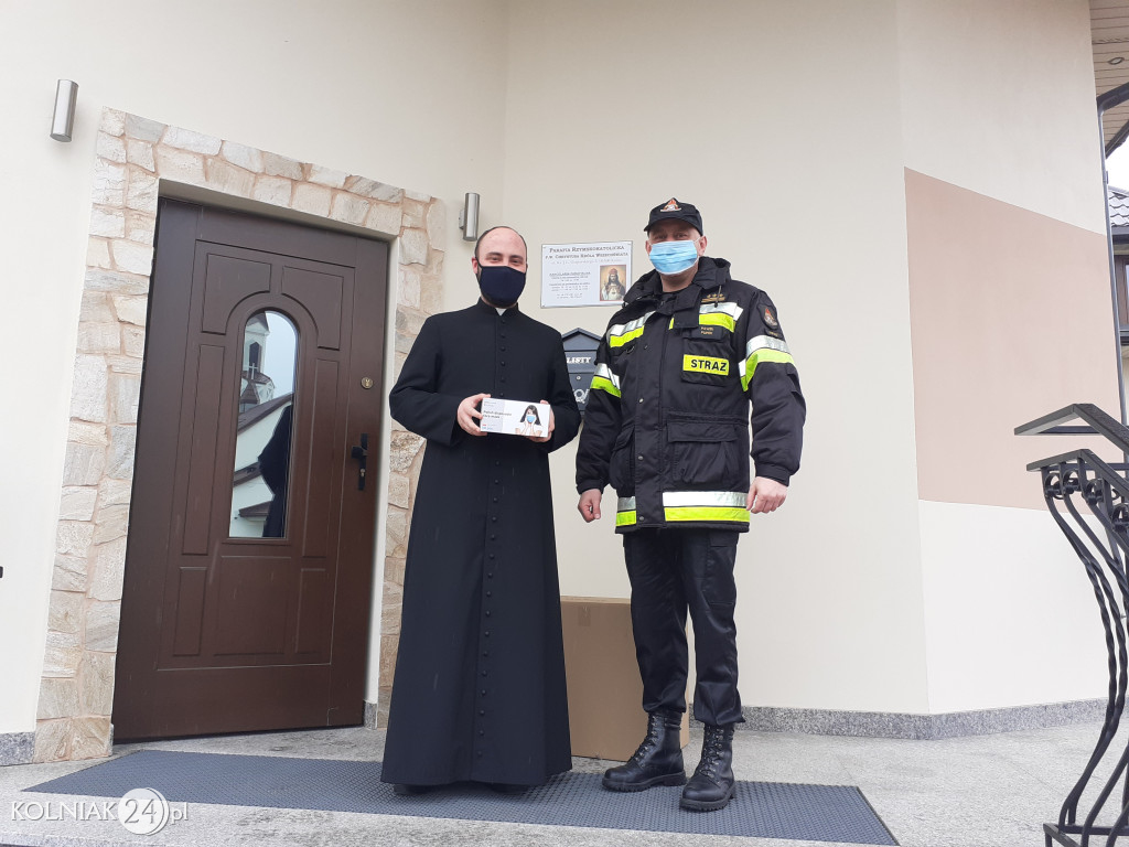 Dystrybucja maseczek do parafii na terenie powiatu kolneńskiego