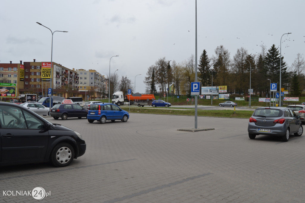 Parkometry przy galerii handlowej