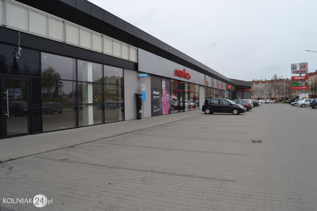 Parkometry przy galerii handlowej