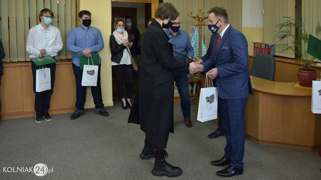 Powiatowy Konkurs Języka Angielskiego