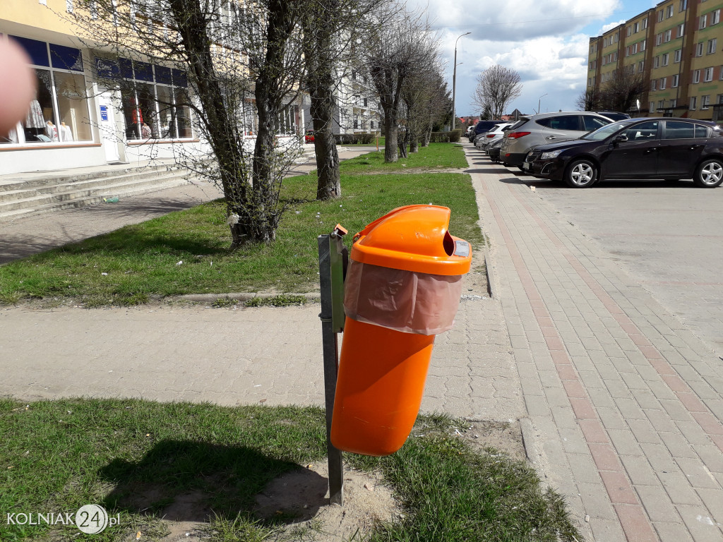 Kosze na śmieci w Kolnie