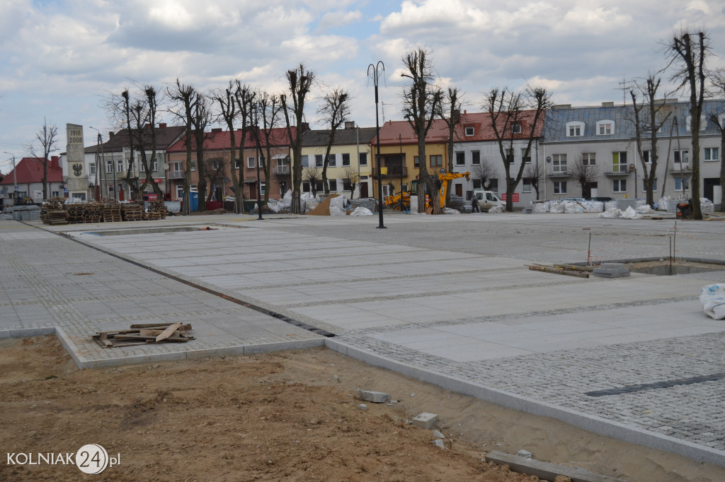 Trwają prace rewitalizacyjne w parku (kwiecień)