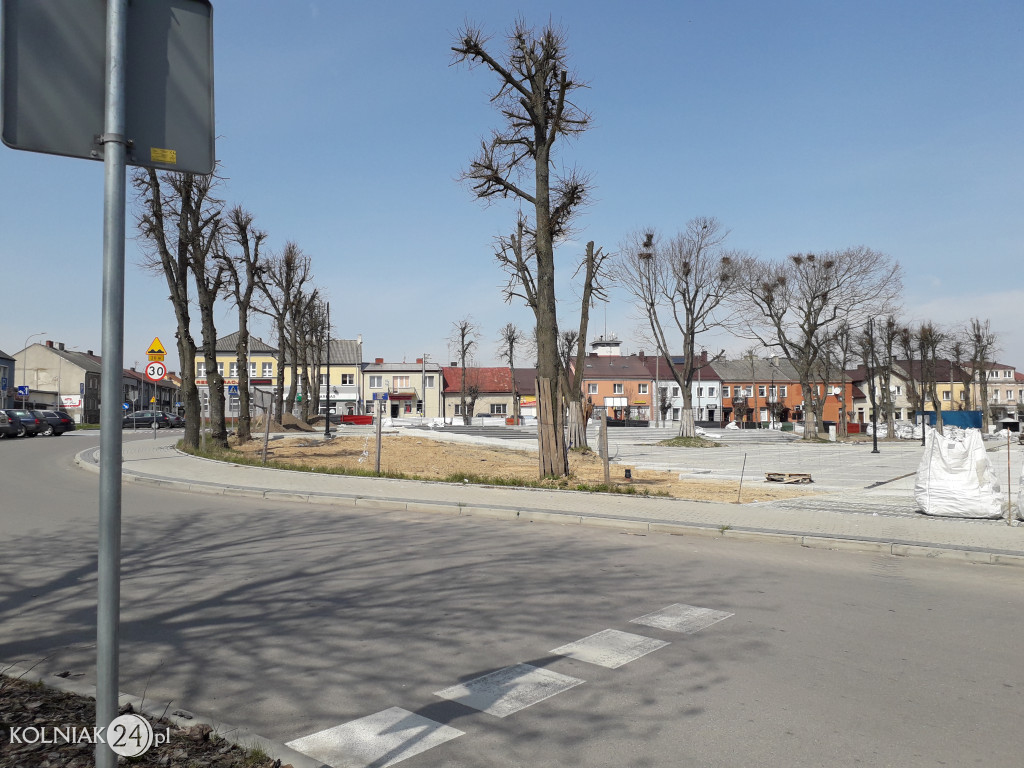 Trwają prace rewitalizacyjne w parku (kwiecień)