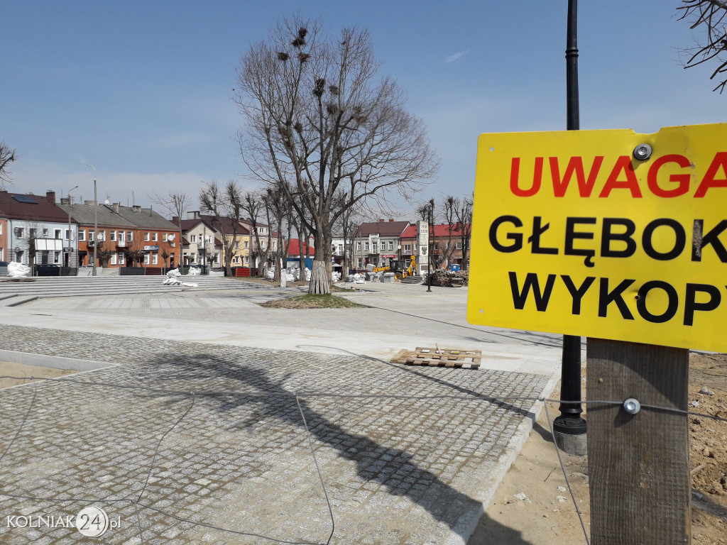 Trwają prace rewitalizacyjne w parku (kwiecień)