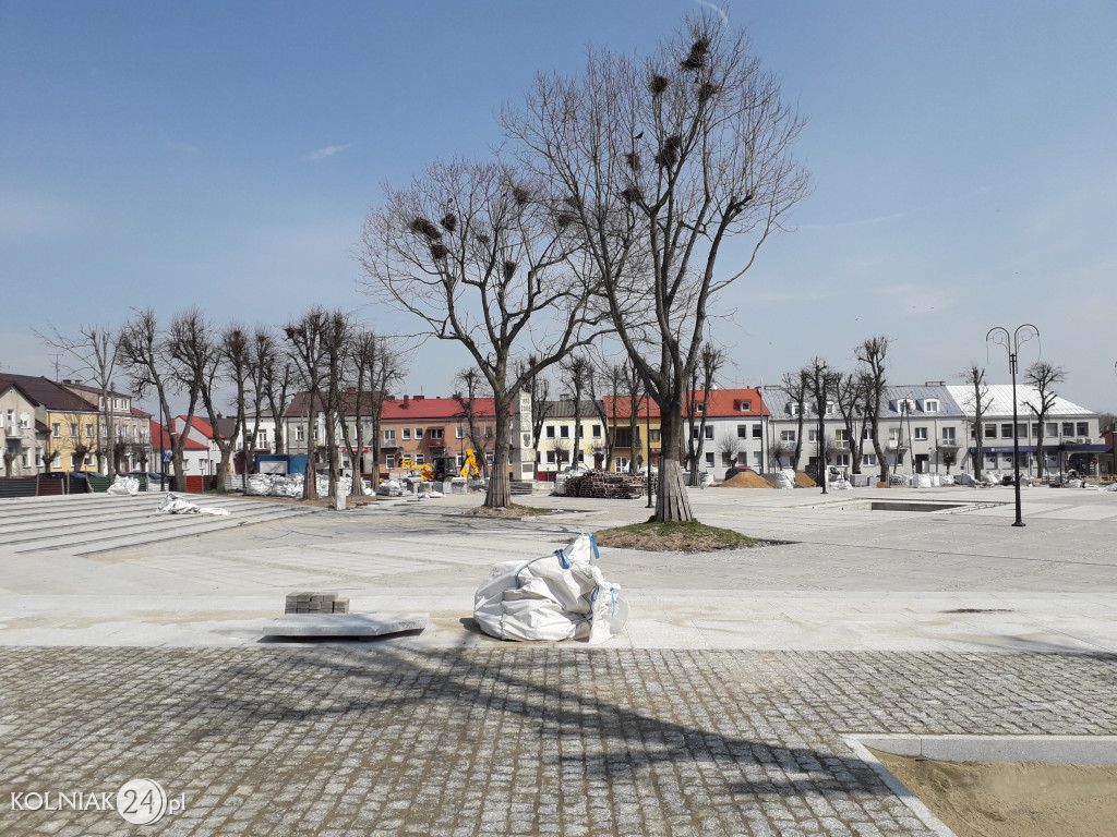 Trwają prace rewitalizacyjne w parku (kwiecień)
