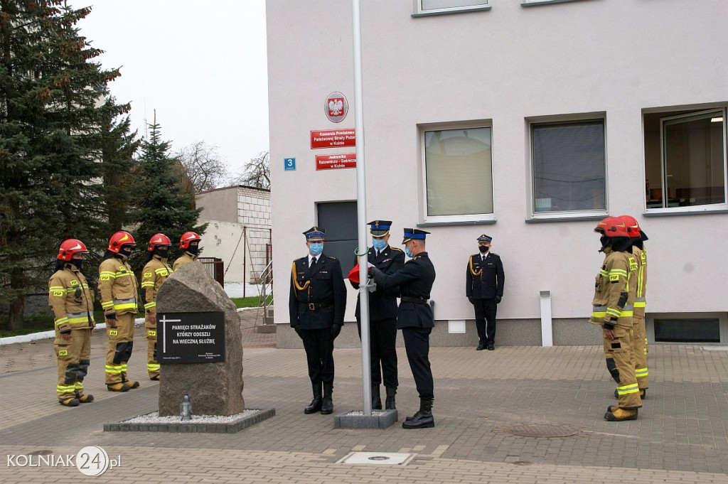 Dzień Flagi Rzeczypospolitej Polskiej w KP PSP w Kolnie