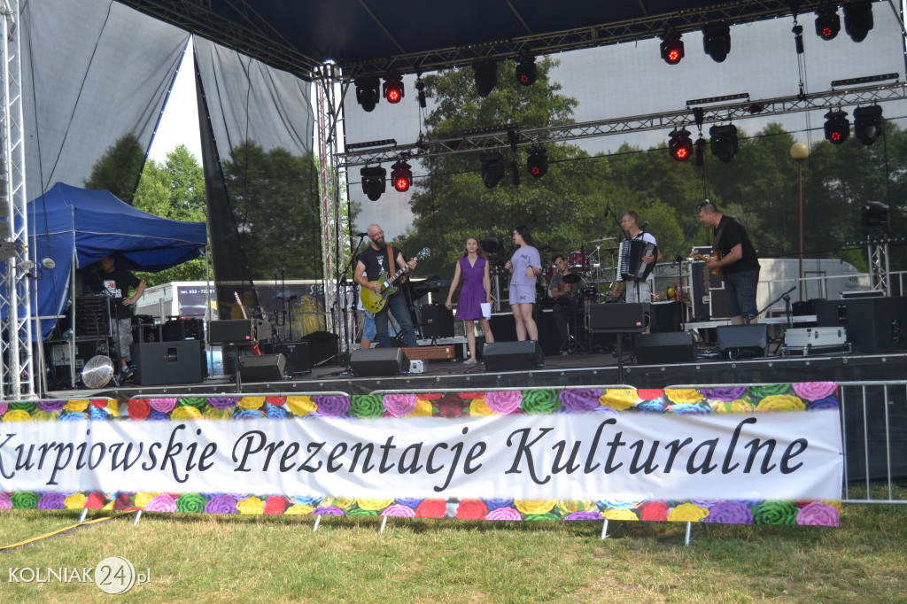 Kurpiowskie Prezentacje Kulturalne w Ptakach
