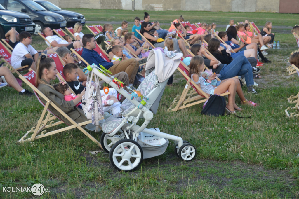 Kino plenerowe w Kolnie na Targowicy