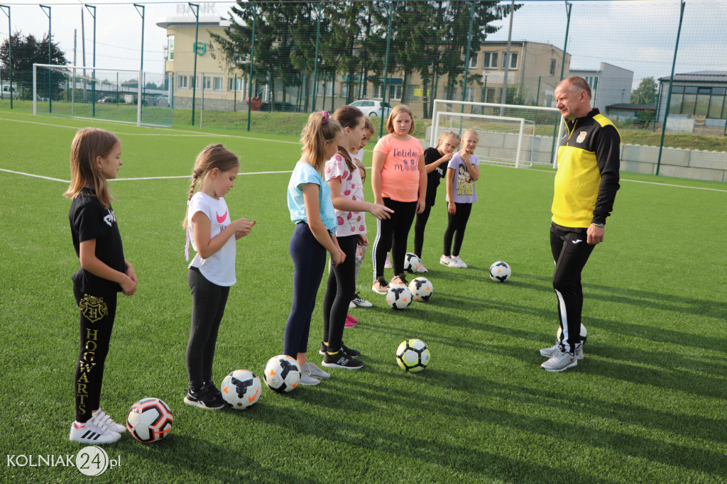 Pierwszy trening dziewcząt Orła Kolno