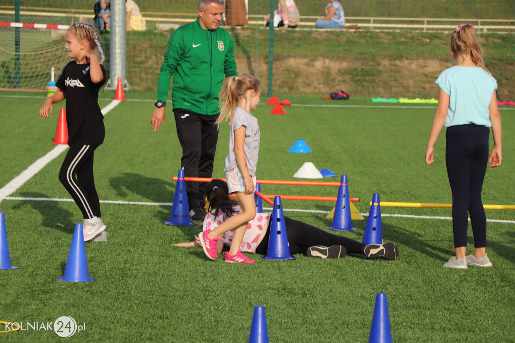 Pierwszy trening dziewcząt Orła Kolno