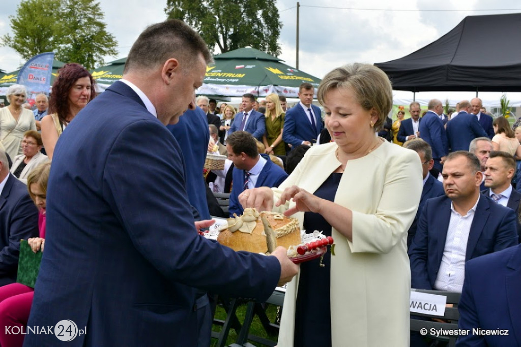 Dożynki w Borkowie (część oficjalna)