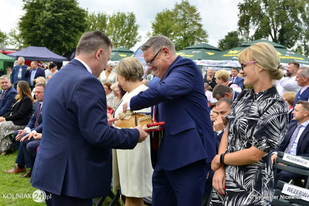 Dożynki w Borkowie (część oficjalna)
