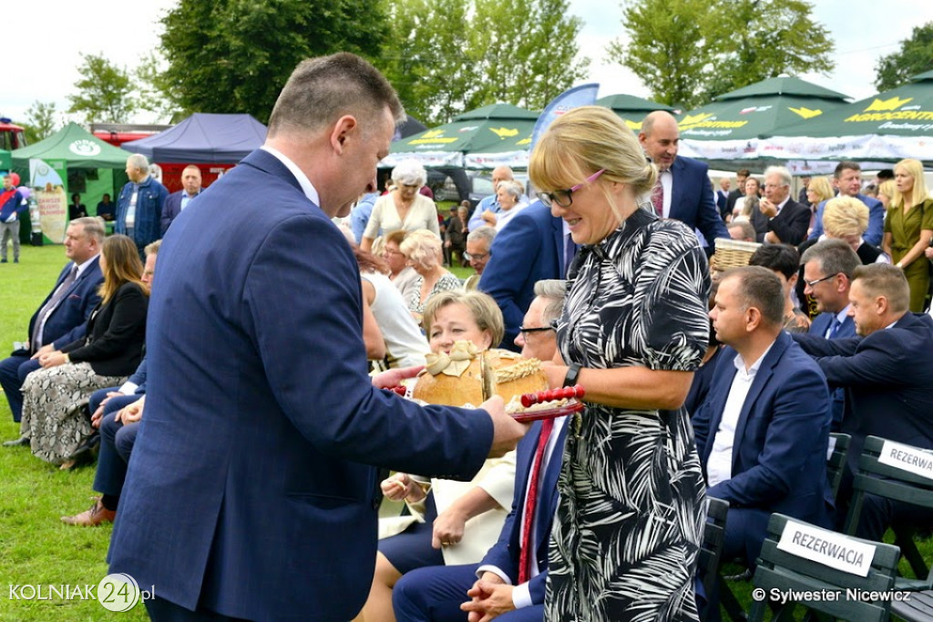 Dożynki w Borkowie (część oficjalna)