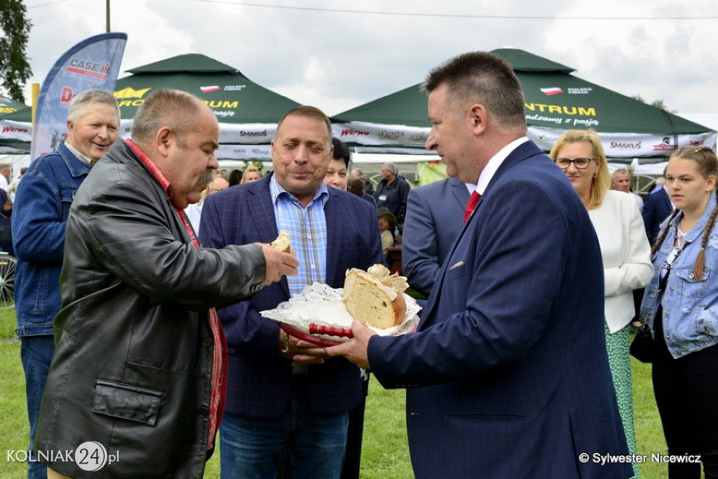 Dożynki w Borkowie (część oficjalna)