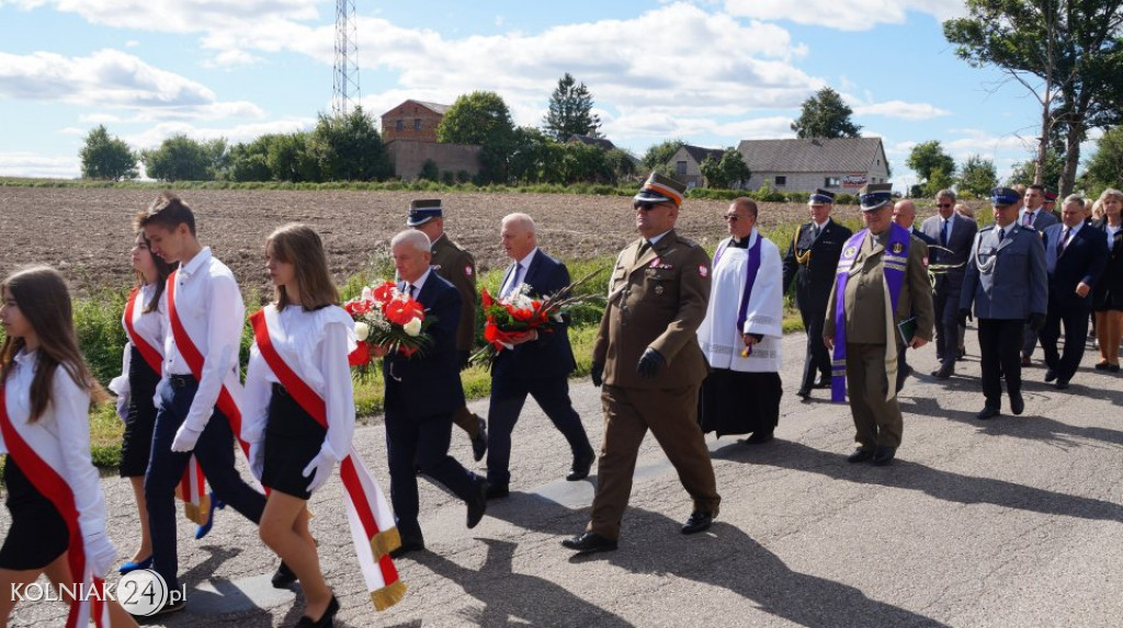 Uroczysty Apel Pamięci na grabowskim cmentarzu