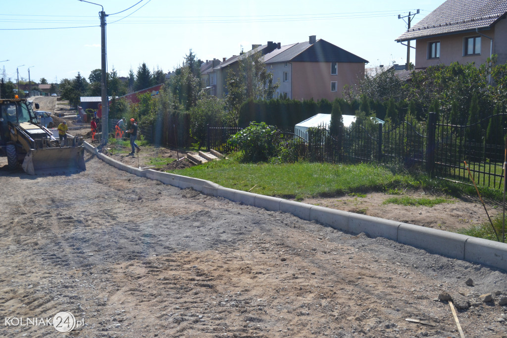 Postępy prac na ulicy Floriana w Kolnie