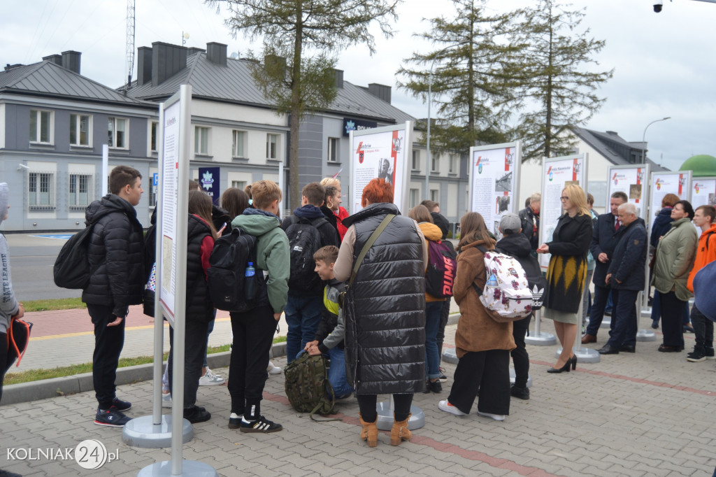 Wystawa „Wiele dróg – jeden cel. Ku Niepodległej