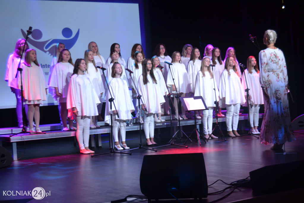 Koncert i bal charytatywny w domu kultury