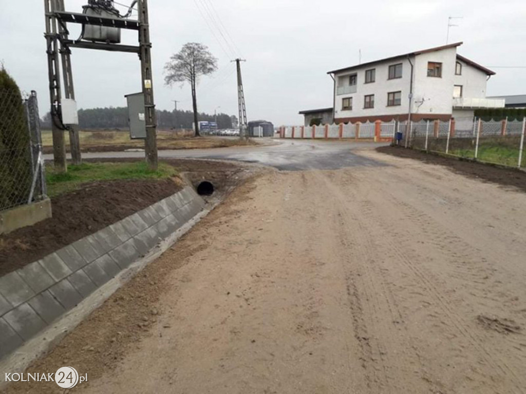 Przebudowa drogi w Tyszkach – Łabno