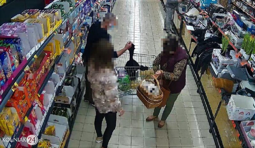 POLICJANCI ZAKOŃCZYLI 