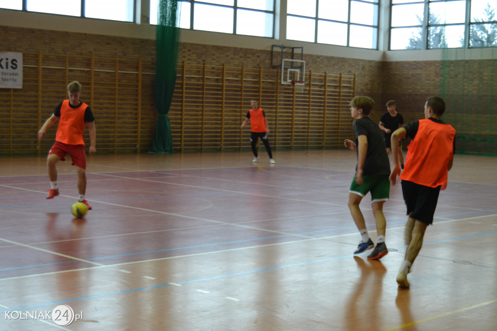 Liga Piłki Nożnej Drużyn Osiedlowych (1)