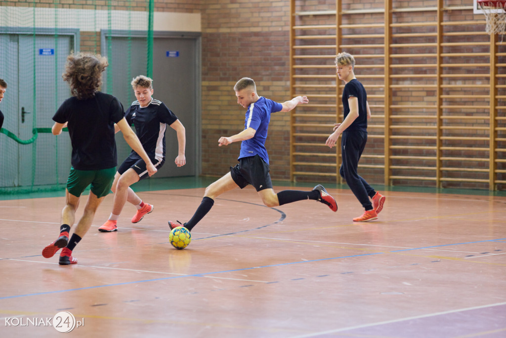 Liga Piłki Nożnej Drużyn Osiedlowych (1)