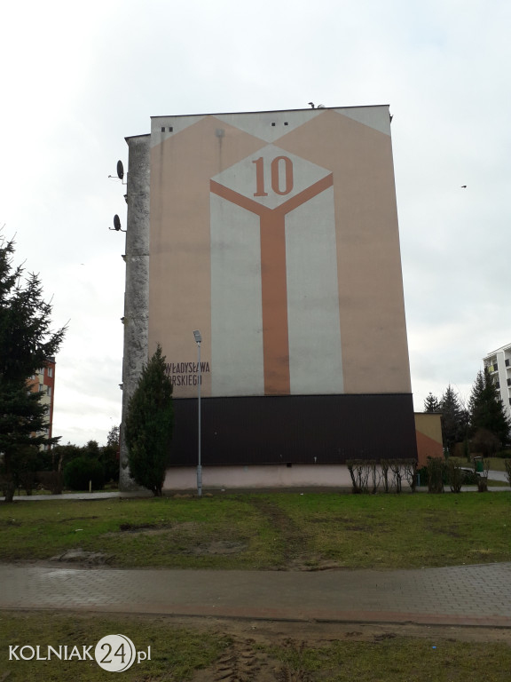 Blok nr 10 przy ulicy Sikorskiego w Kolnie