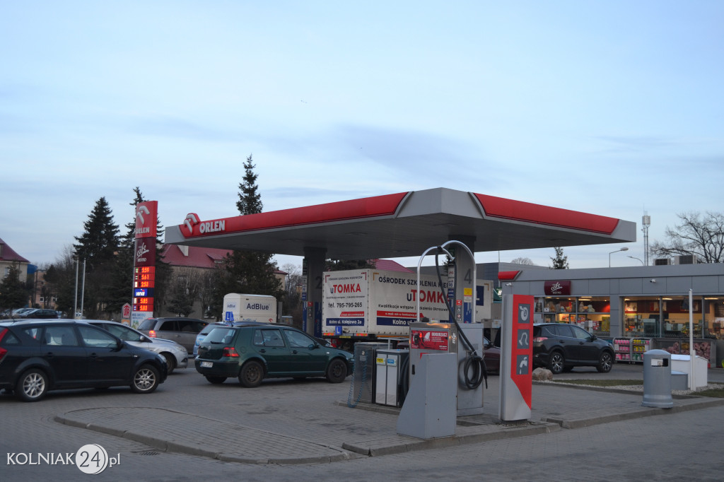 Kolejka na Orlenie