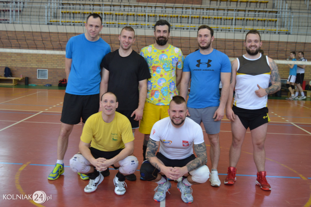 Turniej siatkówki o puchar burmistrza