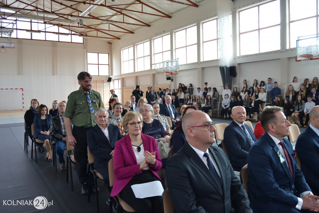 Uroczystość przekazania repliki sztandaru bojowego żołnierzy AK