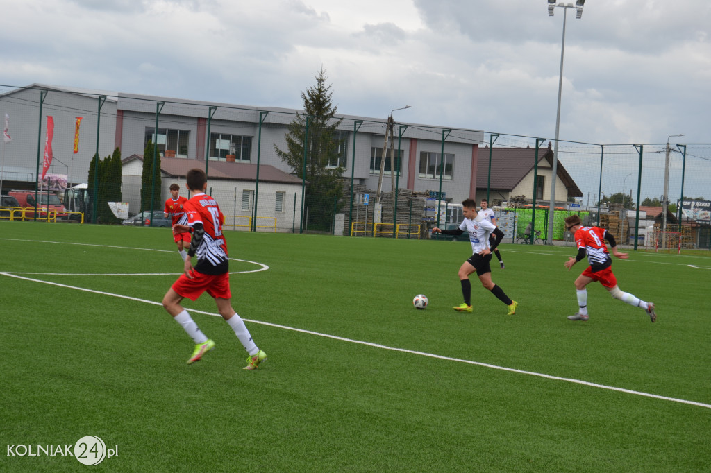 Orzeł Kolno – Hattrick Białystok