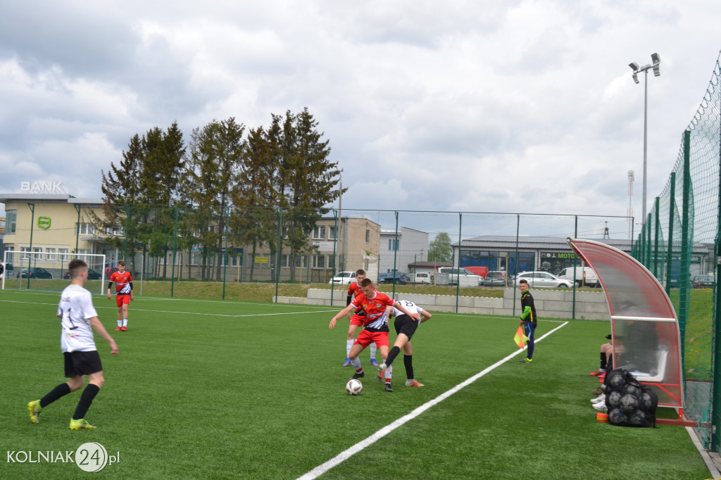 Orzeł Kolno – Hattrick Białystok