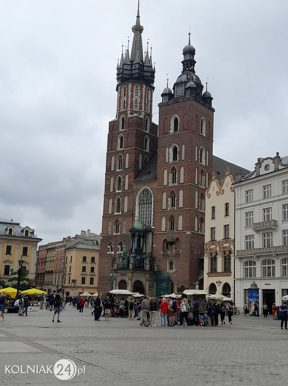 Krajoznawcze wycieczki Dwójki