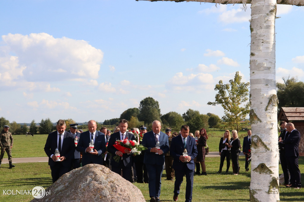 Patriotyczna uroczystość w Janowie