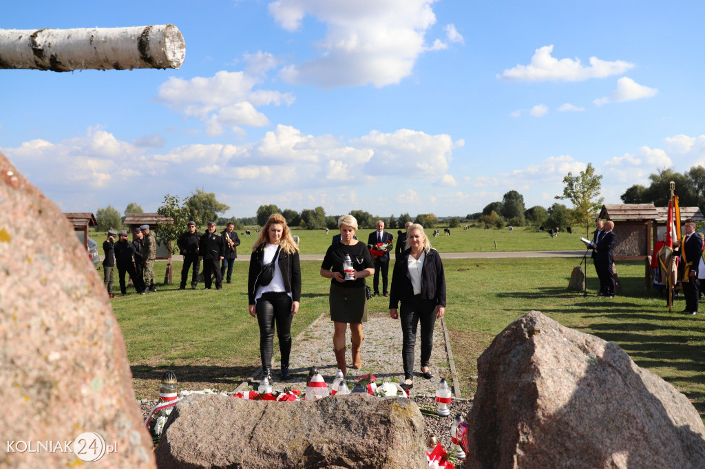 Patriotyczna uroczystość w Janowie
