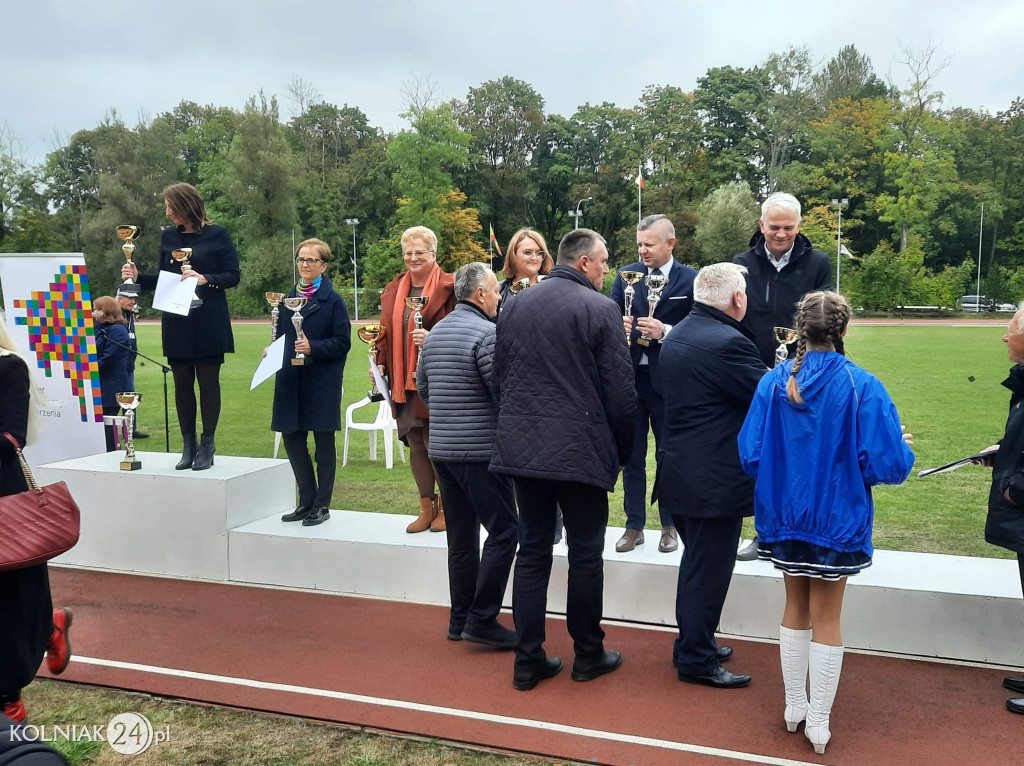 V miejsce  Szkoły  Podstawowej w Turośli