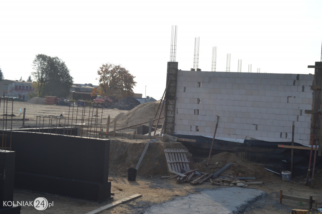 Przebudowa stadionu w Kolnie (foty z października)