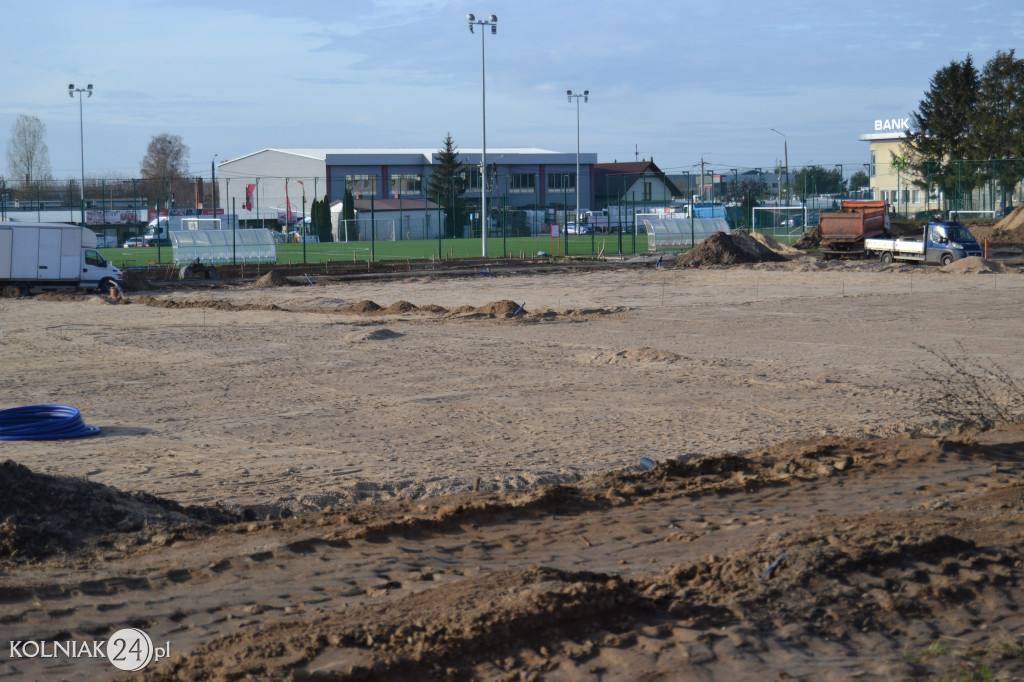 Przebudowa stadionu w Kolnie (foty z października)