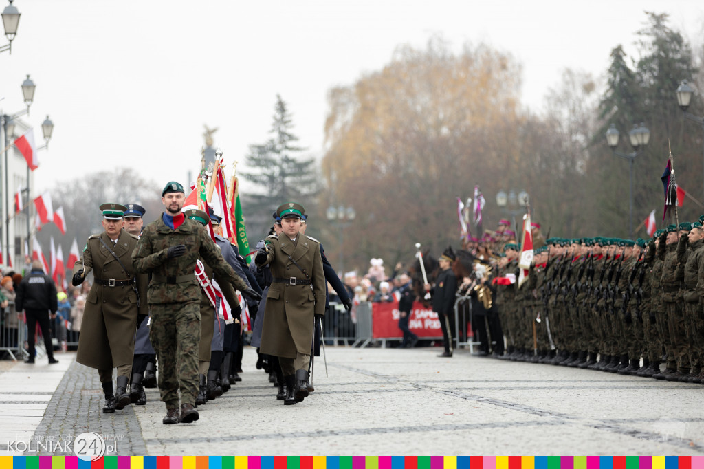 Przed pomnikiem Marszałka Józefa Piłsudskiego