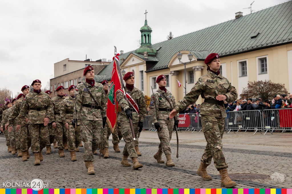 Przed pomnikiem Marszałka Józefa Piłsudskiego