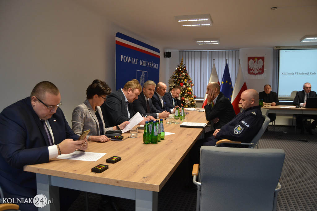 XLII Sesja Rady Powiatu Kolneńskiego (VI kadencji)