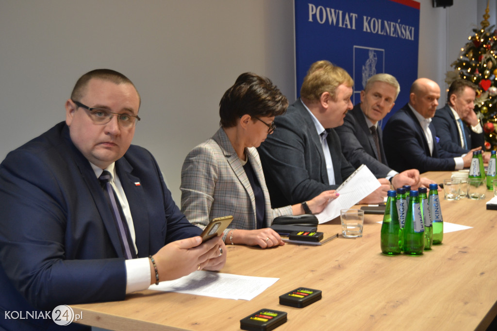 XLII Sesja Rady Powiatu Kolneńskiego (VI kadencji)